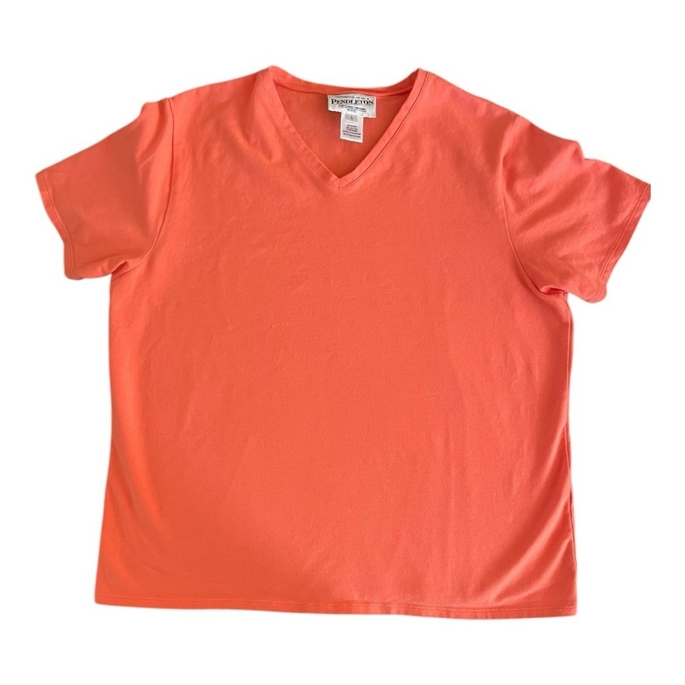 Pendleton Women’s V-neck Top Color: Coral Size: Large